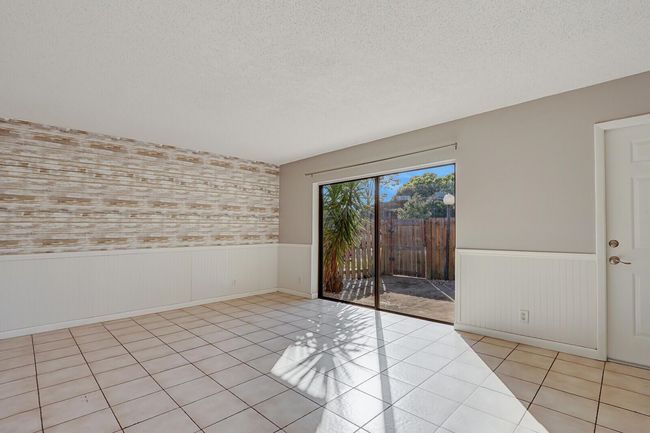 APT-23B - 1458 N Lawnwood Cir, Condo with 2 bedrooms, 3 bathrooms and null parking in Fort Pierce FL | Image 11