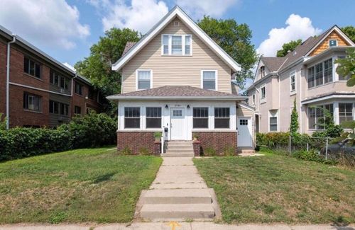 2732 Pillsbury Ave S, Minneapolis, MN, 55408-1558 | Card Image