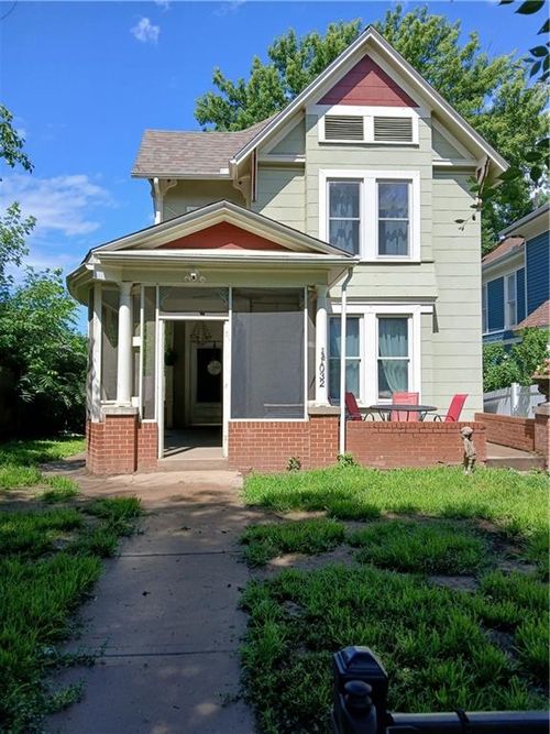 1032 5th Ave, Leavenworth, KS, 66048-3211 | Card Image