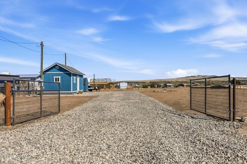 1601 E Becker Ln, Springerville, AZ, 85938-1139 | Card Image