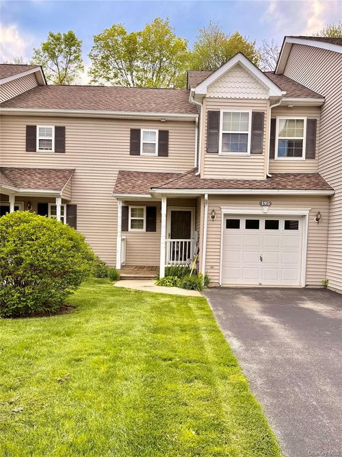 195 Pinebrook Dr, Hyde Park, NY, 12538-1856 | Card Image