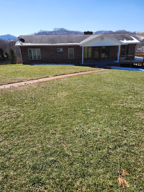 679 Green Acres, Honaker, VA, 24260 | Card Image