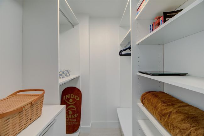APT-404 - 1 Las Olas Cir, Condo with 2 bedrooms, 2 bathrooms and null parking in Fort Lauderdale FL | Image 26