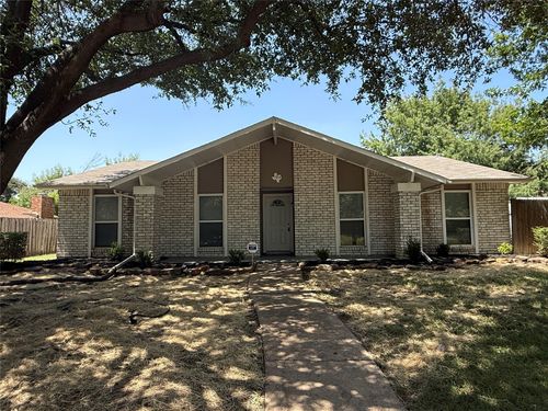 1914 Chisholm Trl, Grand Prairie, TX, 75052-1720 | Card Image
