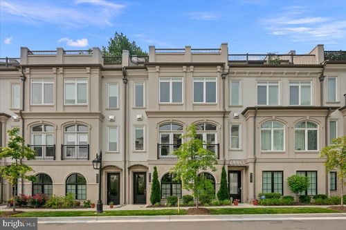 8129 River Rd, BETHESDA, MD, 20817-3410 | Card Image