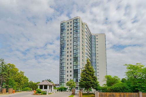 906-1360 Rathburn Rd E, Mississauga, ON, L4W4H4 | Card Image