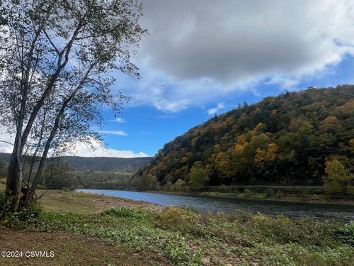 6862 Renovo Rd, Mill Hall, PA, 17751-8541 | Card Image