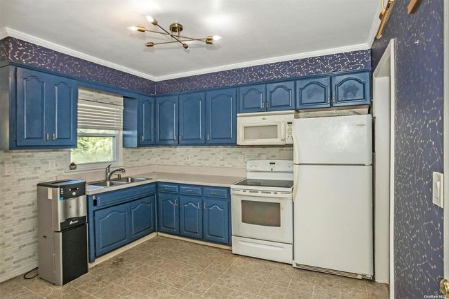 1438 Dewey Ave, House other with 2 bedrooms, 1 bathrooms and null parking in N Bellmore NY | Image 4
