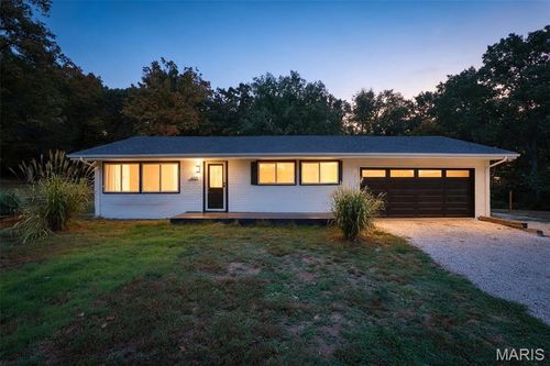 4021 Lakewood Dr, De Soto, MO, 63020-5430 | Card Image