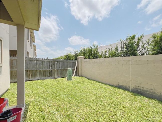 View of yard | Image 8