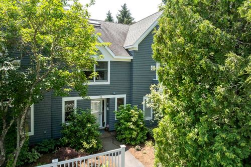 35-2 Mcfarland Point Drive, Boothbay Harbor, ME, 04538 | Card Image