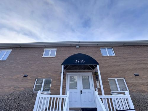 3-3715 35th St, Moline, IL, 61265-5463 | Card Image