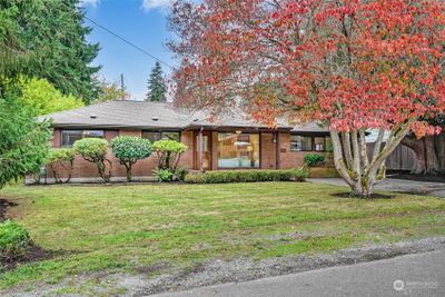 10749 19th Avenue Ne, House other with 3 bedrooms, 1 bathrooms and null parking in Seattle WA | Image 2