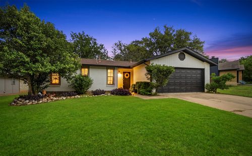 6805 Rearden Rd, Austin, TX, 78745-4645 | Card Image