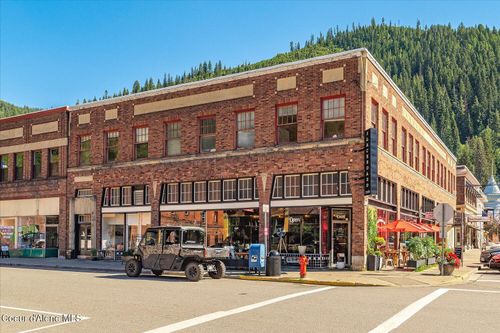 600 Cedar St, Wallace, ID, 83873-2233 | Card Image