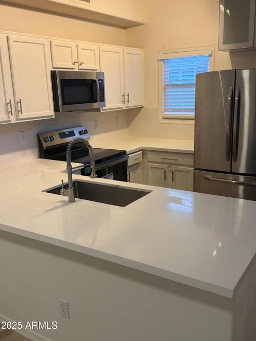 4118 E Jasper Dr, Gilbert, AZ, 85296-8461 | Card Image