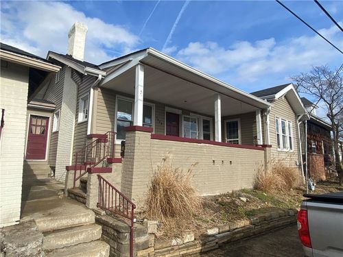 1423 Maple, Monessen, PA, 15062 | Card Image