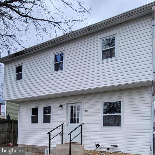 62 Breckenridge St, Gettysburg, PA, 17325-2501 | Card Image