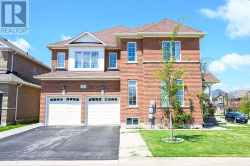 123 Attridge Crescent, Hamilton (Waterdown), ON, L0R2H7 | Card Image
