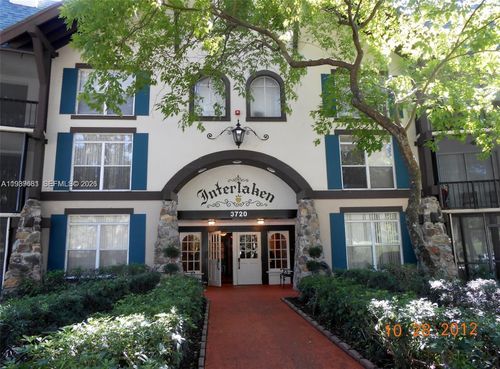 apt-1t-3740 Inverrary Dr, LAUDERHILL, FL, 33319-5151 | Card Image