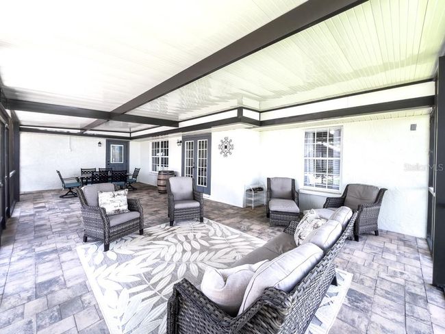 812 Jameson Rd, House other with 3 bedrooms, 2 bathrooms and null parking in Lithia FL | Image 62