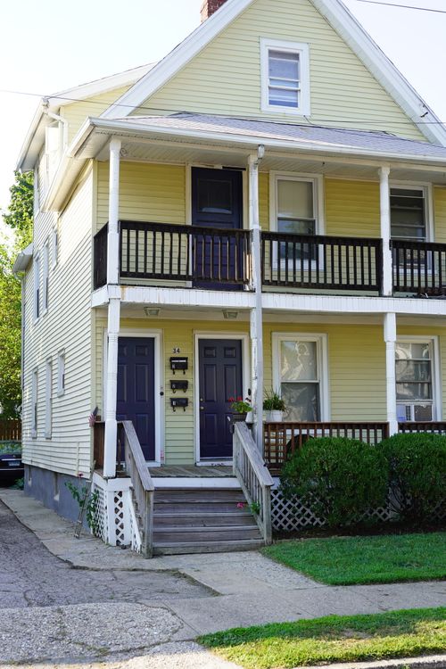 34 Hanford Ave, Bridgeport, CT, 06605-3329 | Card Image