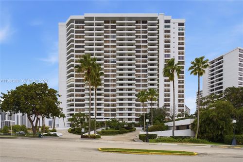 apt-415-2500 Parkview Dr, Hallandale Beach, FL, 33009-2805 | Card Image