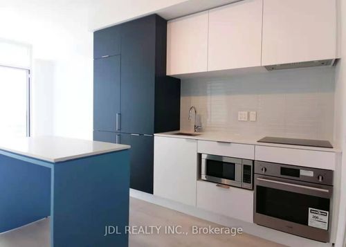 2804-33 Helendale Ave, Toronto, ON, M4R0A4 | Card Image
