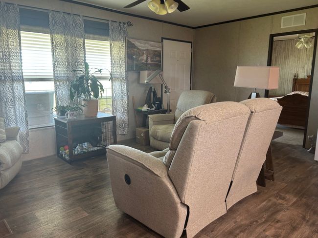 8080 W State Highway 56, House other with 3 bedrooms, 2 bathrooms and null parking in Savoy TX | Image 4