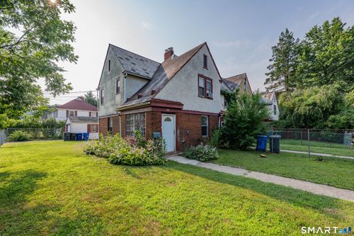250 Hillside Ave, Hartford, CT, 06106-3534 | Card Image
