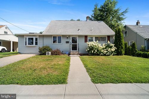 16 Albemarle Rd, Hamilton, NJ, 08690-2161 | Card Image