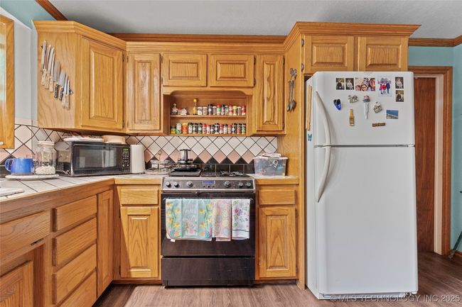 6721 Swayback Rd, House other with 3 bedrooms, 2 bathrooms and null parking in Sulphur OK | Image 17