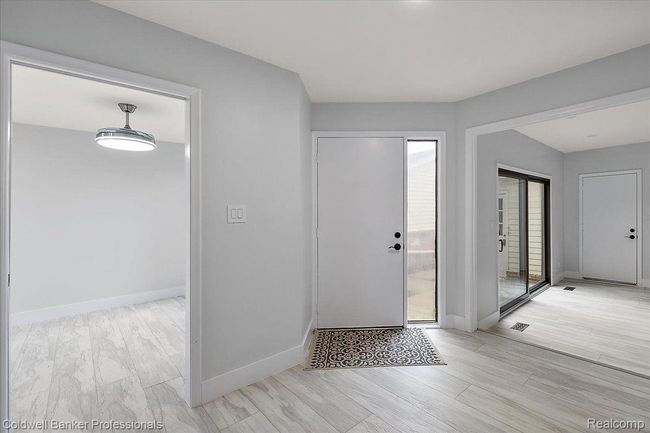 14 - 7020 Bridge Way, Condo with 3 bedrooms, 3 bathrooms and null parking in West Bloomfield MI | Image 10