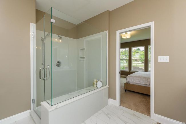 Photo representation of a similar home. Some features shown may be optional. | Image 15