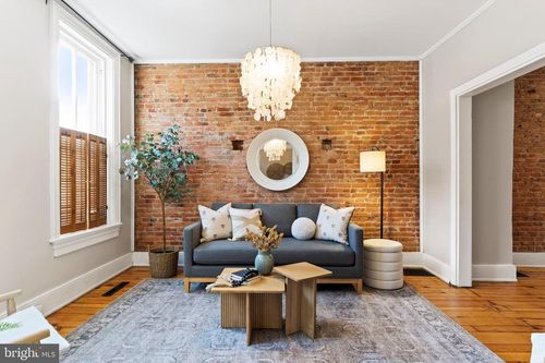 222 Cumberland St, HARRISBURG, PA, 17102-2718 | Card Image