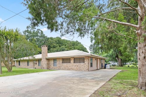 528 N Moss St, Church Point, LA, 70525-2126 | Card Image