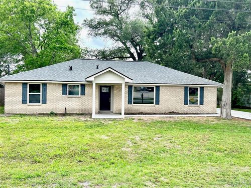 813 Cedar Lawn Dr, Alvin, TX, 77511-3222 | Card Image