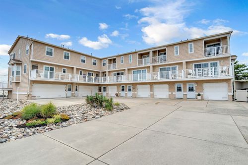 h-1625 Beach Ave, Cape May, NJ, 08204-3678 | Card Image