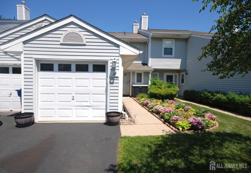 37 Upperbrook Ct, Parlin, NJ, 08859-2164 | Card Image