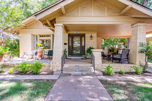 2208 Edwin St, Fort Worth, TX, 76110-1214 | Card Image