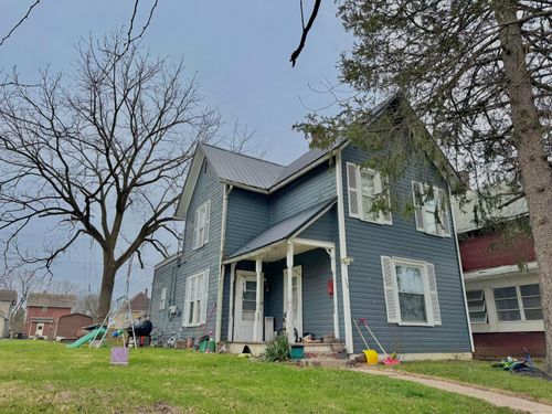 112 Washington St, Willard, OH, 44890-1164 | Card Image