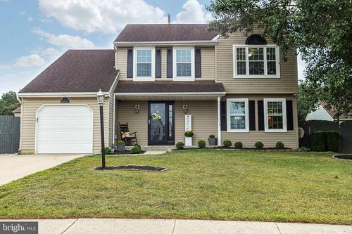 5 Hawthorn Way, Clayton, NJ, 08312-1977 | Card Image