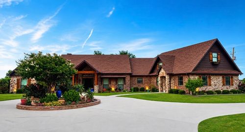 11399 Aerobic Ln, Greenville, TX, 75402-3102 | Card Image