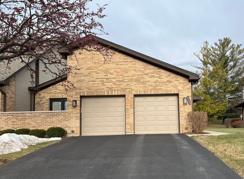 1742 Pebble Beach Dr, Hoffman Estates, IL, 60169-1174 | Card Image
