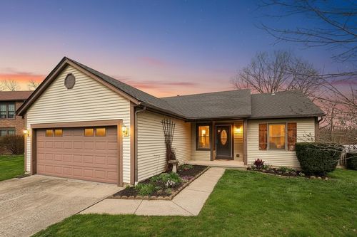 384 Sandburr Dr, Columbus, OH, 43230-1600 | Card Image
