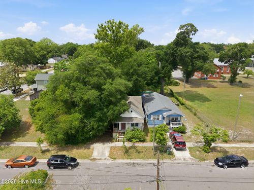 618 S 11th St, Wilmington, NC, 28401-5325 | Card Image