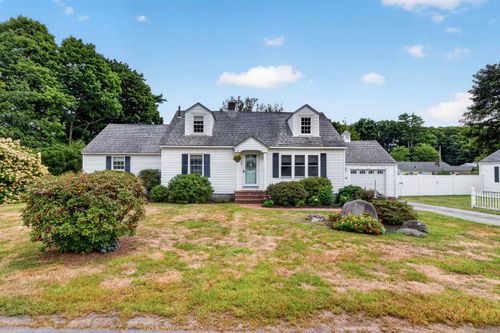 205 Coolidge Dr, Portsmouth, NH, 03801-5740 | Card Image