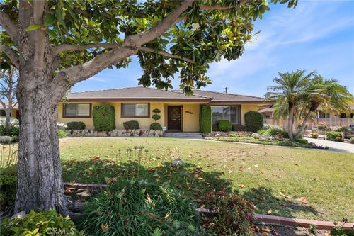 12429 Baker Ave, Chino, CA, 91710-2304 | Card Image