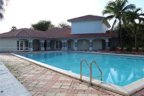 a-303-8305 Sw 152nd Ave, Miami, FL, 33193-4198 | Card Image