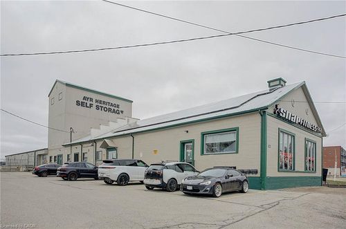 {{alt}} | Card Image